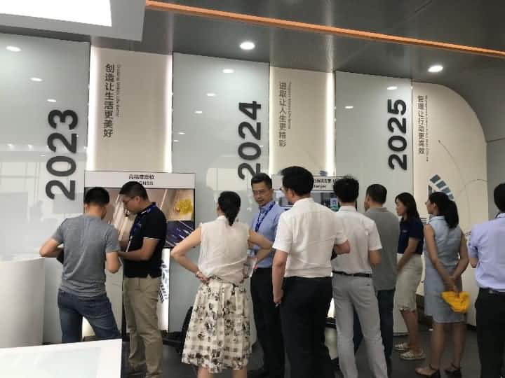 巅峰国际Tech Day走进一汽大众